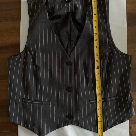 Gap pinstripe vest - Picture 7 of 8